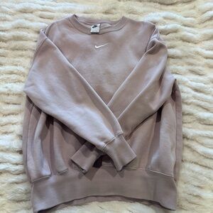 Nike Women’s Crewneck Sweatshirt